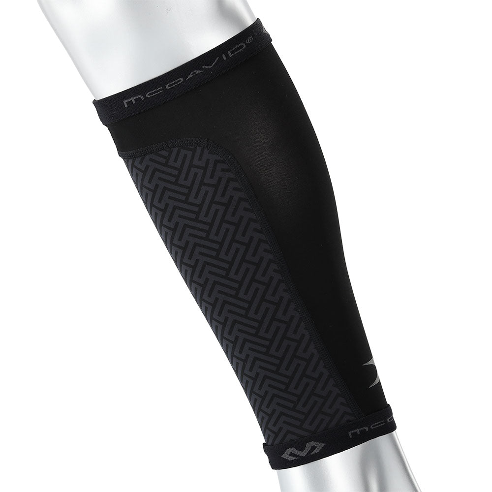 McDavid 8846 Multisports Compression Calf Sleeves / Pair Compression  sleeves on the calf 